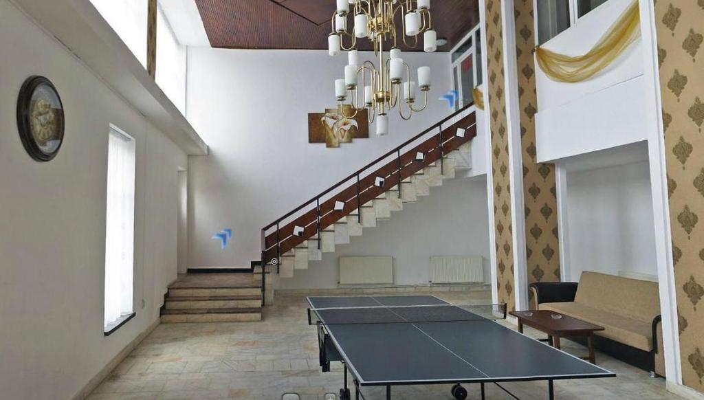 Romula Imperial Hostel Caracal Bagian luar foto